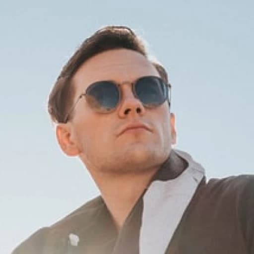 Founder 3